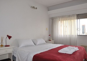 Luminous Studio Apartment. Ideal Location. By Owner.