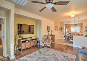 Luxe Anthem Home w/Grilling Patio Near Hiking!