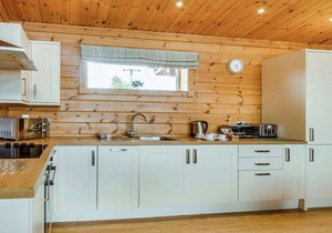 Luxurious and contemporary Finnish log lodge.