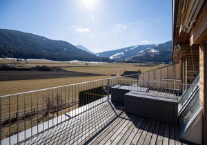 Luxurious Apartment "Durnbrunn 4" with Terrace, Mountain View & Wi-Fi