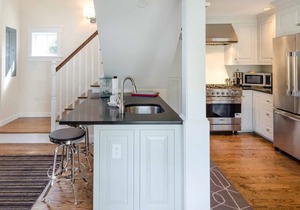 Luxurious Cottage Living In Edgartown Village