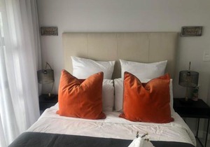 Luxurious Waterfall 1 bedroom Condo With Free Uncapped Wifi