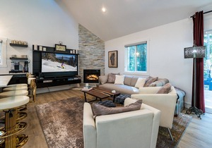 Luxury 3bed 2bath ~High-End Finishes ~King Suite