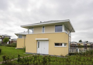 Luxury 4-person residence in the holiday park Landal Esonstad