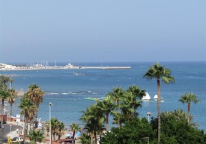 Luxury beachfront apartment in Benalmadena Costa