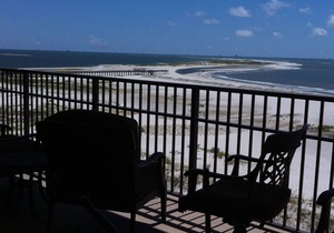 Luxury Beachfront Holiday Isle Condo. Top Floor!