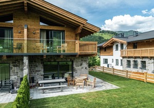 Luxury Chalet in Leogang near Ski Area