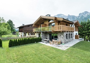 Luxury Chalet in Leogang near Ski Area