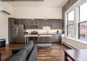 Luxury Downtown Bangor Apartment