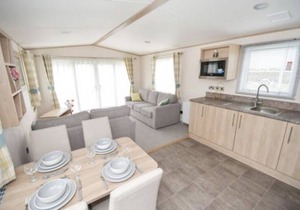 Luxury Holiday Lodge: 10 Elm Close