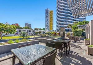 Luxury Oracle Central Broadbeach 906
