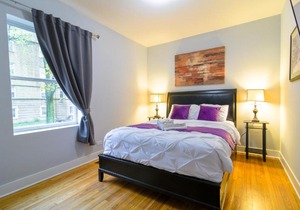 Luxury Room in Irving Park 33011