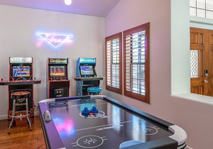 Luxury Scottsdale Home w/ Pool and Hot Tub!