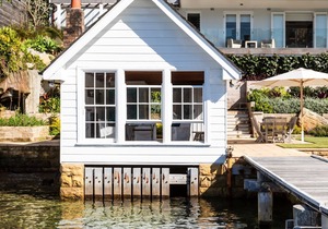 Luxury Villas The Boat House (Walk to Beach)