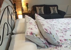 Lyndene
