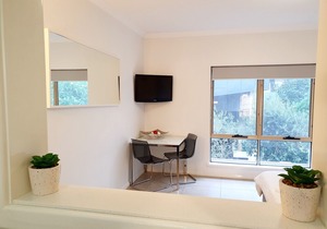 M4 Studio Apartment on Malcolm Street
