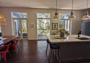 Macs Beach House - classic cottage 100m to beach