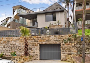 Magnificent 3BR Bronte Holiday House with Views