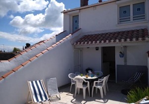 Maison agréable proche plage et bourg, 6 couchages, terrasse et équipements complets, La Guérinière - FR-1-224B-42
