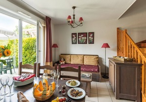 Maison ensoleillée et rustique pour 8