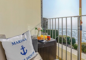 Marina Beach House, Torquay