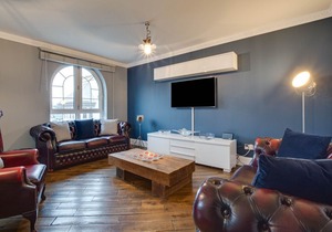 Marina Central - Two Bedroom Apartment, Sleeps 4