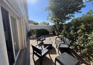 Marina lumineuse avec terrasses, clim, parking & accès plage privée - FR-1-387-181
