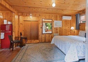 Masoods Room - Masoods Lodge