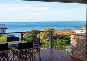 McKenzies Clifftop on Illabunda Drive