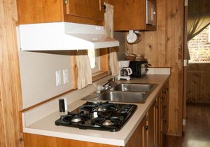 Medina Lake Camping Resort Cabin 8