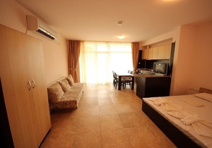 MENADA * GRAND Kamelia * Super studio