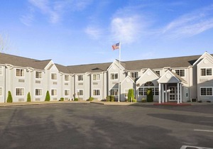 Microtel Inn by Wyndham Albany Airport