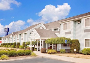 Microtel Inn & Suites by Wyndham Wellsville
