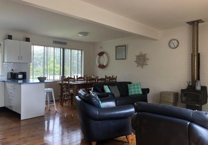 'Minbalup' South Durras Beach Cottage