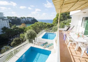 Miramar L by Sonne Villas