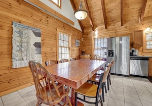 Mockingbird Cabin (Hocking Hills area)