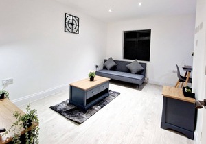 Modern 1 Bed Apartment in Uxbridge