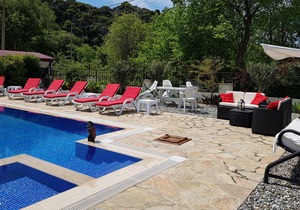 Modern 3 bed villa private pool family friendly