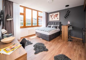 Modern and Bright Apartments - Main Street
