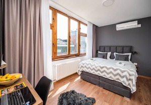 Modern and Bright Studio - Main Street