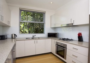 Modern and Stylish Executive Two Bedroom Apartment - GLE20