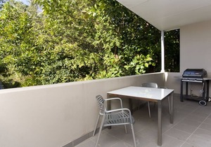 Modern and Stylish Executive Two Bedroom Apartment - GLE20