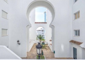 Modern Apt. Located at Popular Puerto Blanco!