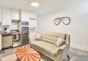 Modern Décor Hideaway In The Heart Of Midtown Atlanta