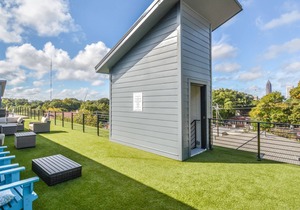Modern Décor Hideaway In The Heart Of Midtown Atlanta