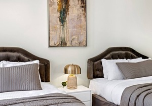 Modern Double Bed Studio in Historic Mt. Vernon