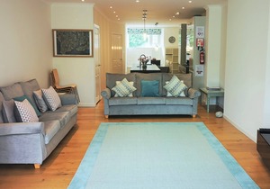 Modern Riverside Terrace House,