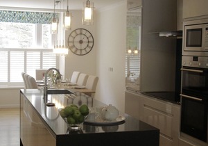 Modern Riverside Terrace House,