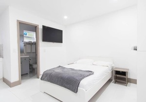 Modern Studio in Heart of Miami