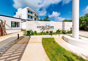 Modern Studio W/ Shared Pool, High-Speed WiFi, Central AC & Private Balcony!